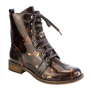 EUC - Unity in Diversity - Liberty Combat Boot - Fantasia Tan - Size 39